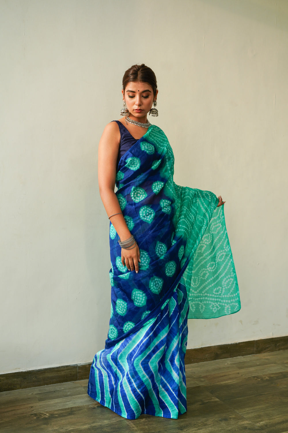 Peacock Blue Green Leheriya Saree-2